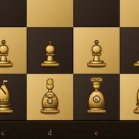 Steampunk-Schach: Dame und König in Messing